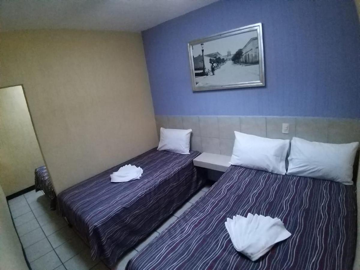 Hotel Aguila Гвадалахара Экстерьер фото